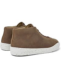 CAMPER