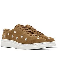 CAMPER
